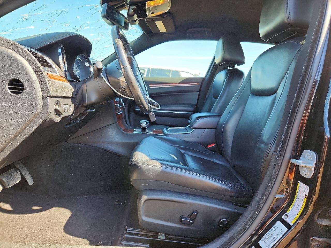 2014 CHRYSLER 300 photo 19