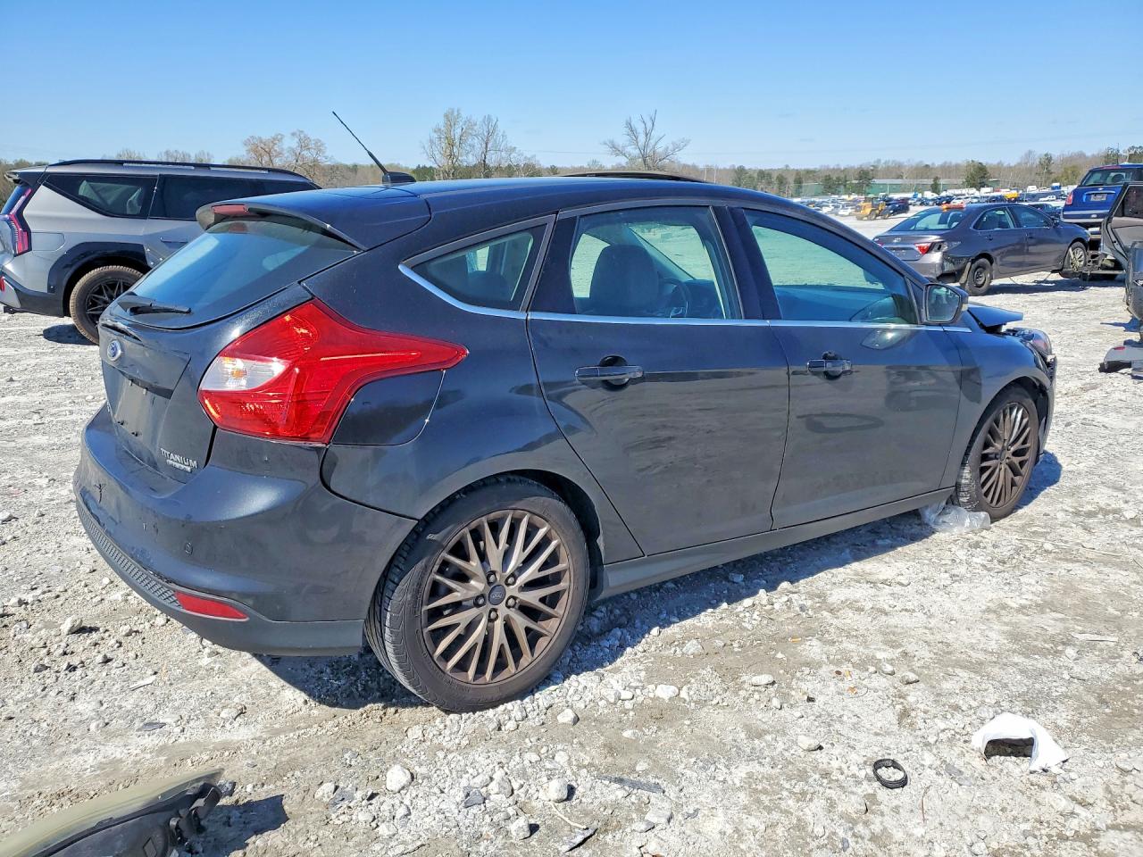 2014 FORD FOCUS TITANIUM photo 3
