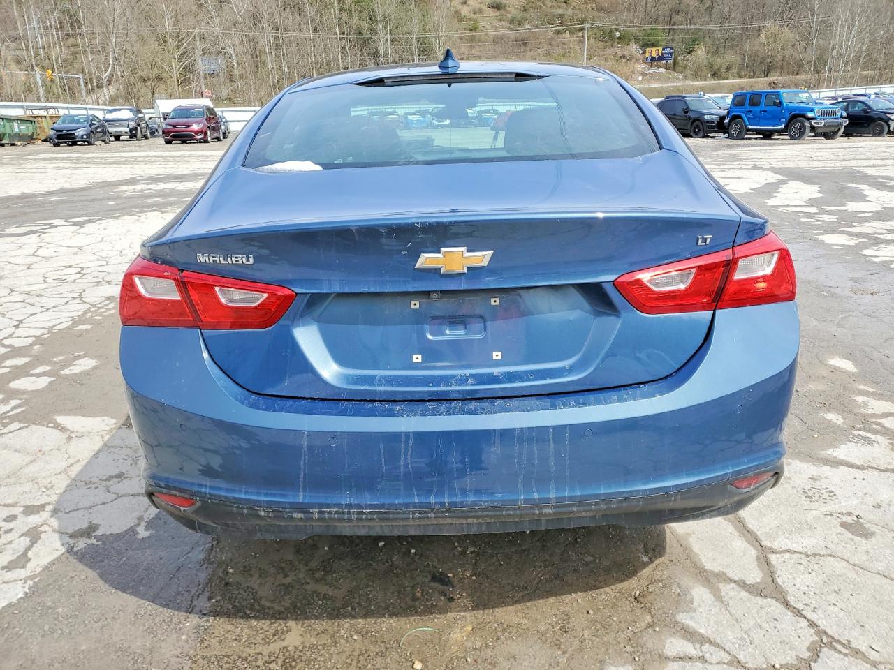 2024 CHEVROLET MALIBU LT photo 6