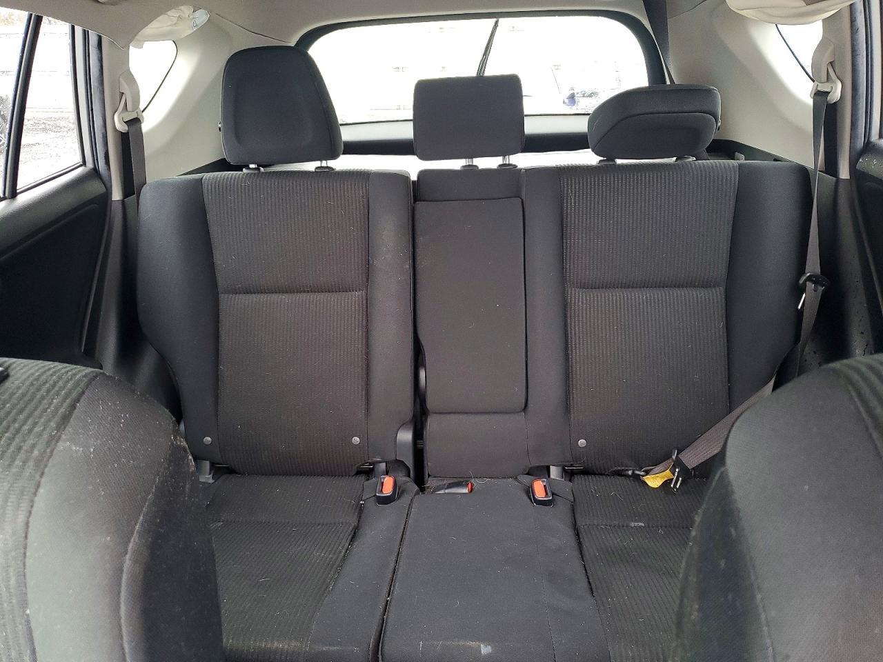 2018 TOYOTA RAV4 LE photo 19