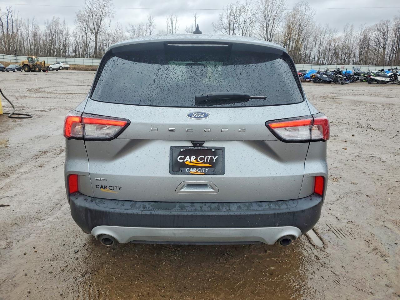 2022 FORD ESCAPE SE photo 6