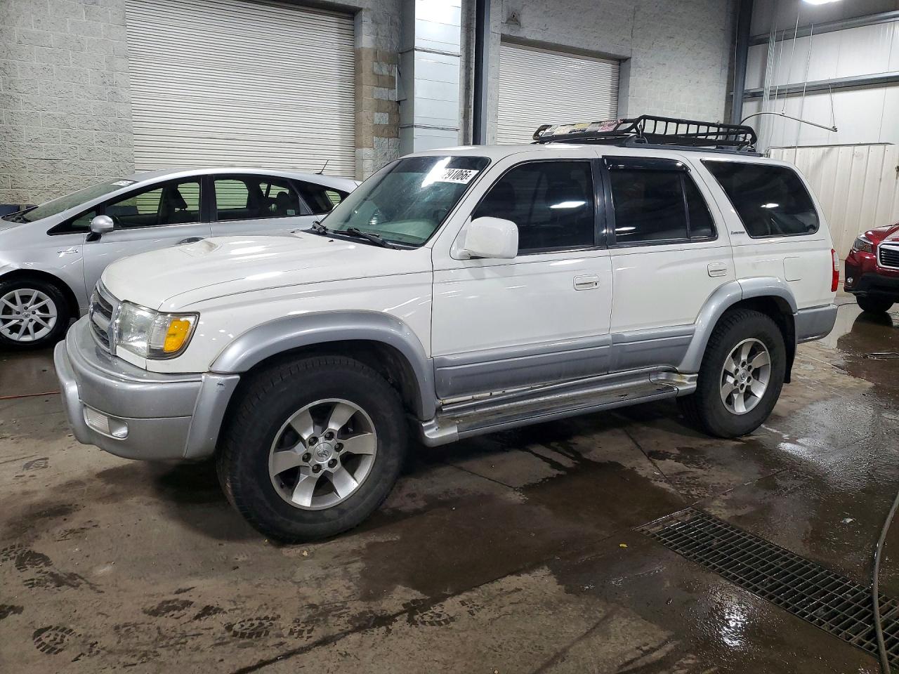 2000 TOYOTA 4RUNNER