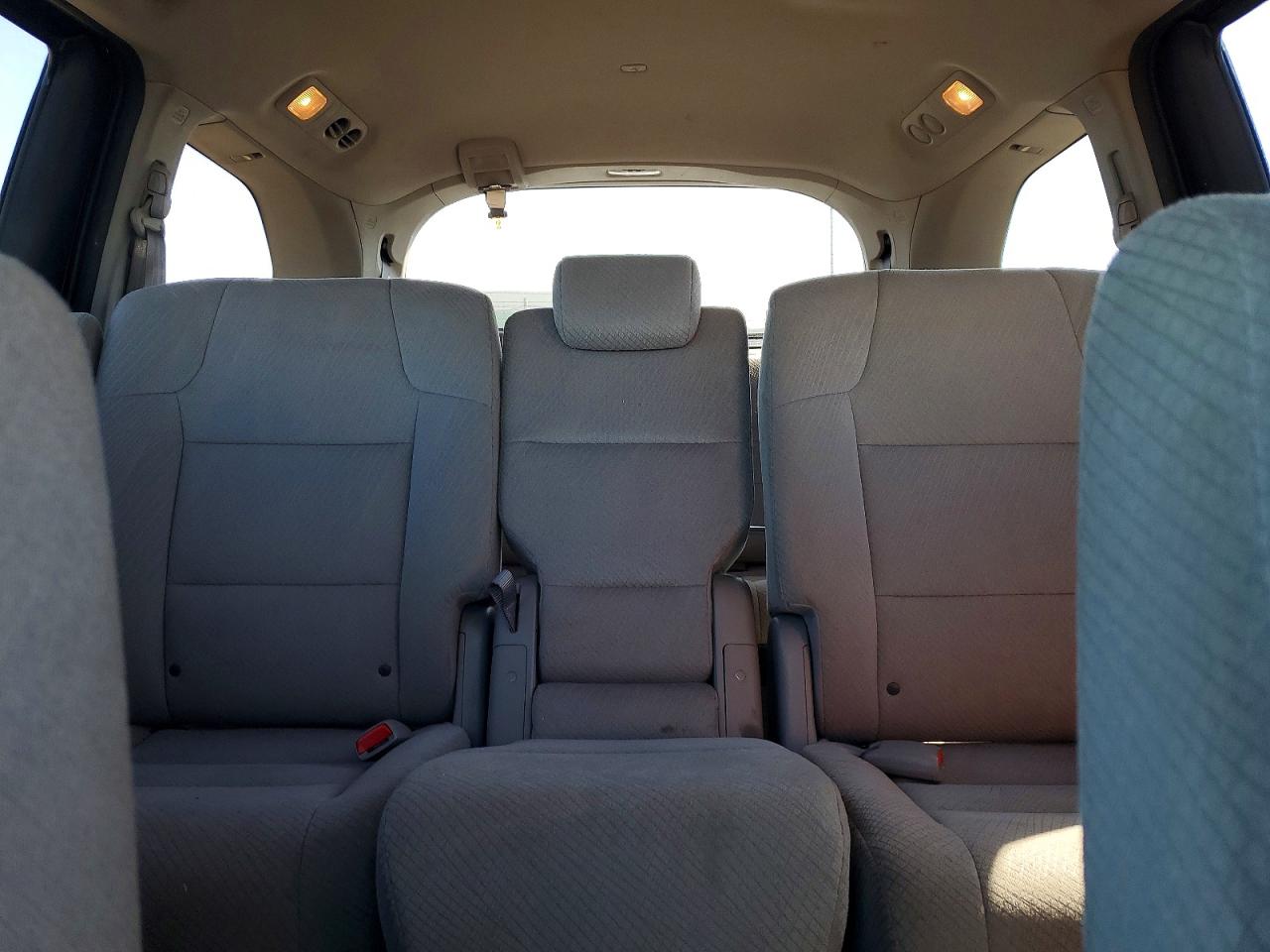 2016 HONDA ODYSSEY SE photo 10