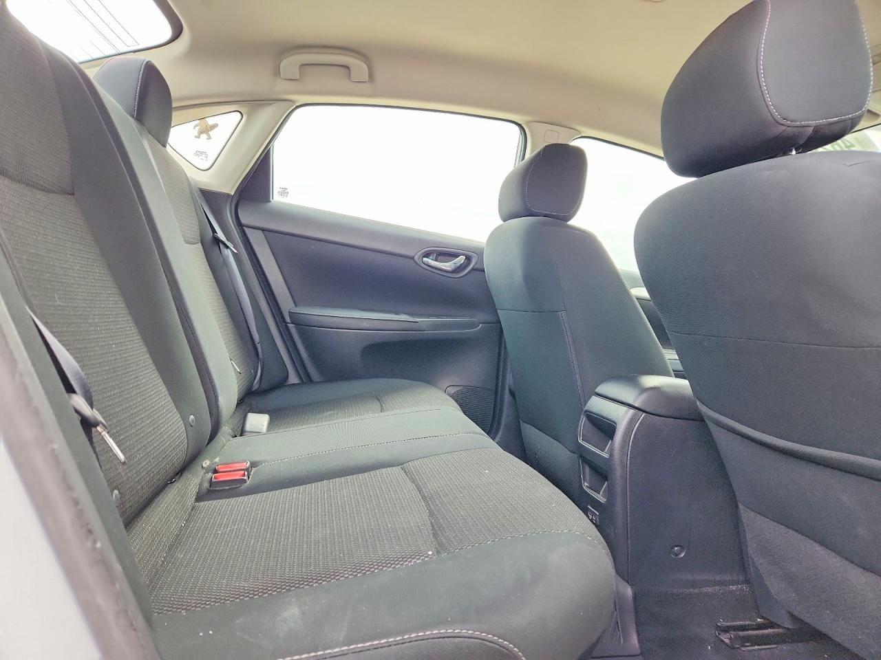 2019 NISSAN SENTRA S photo 19