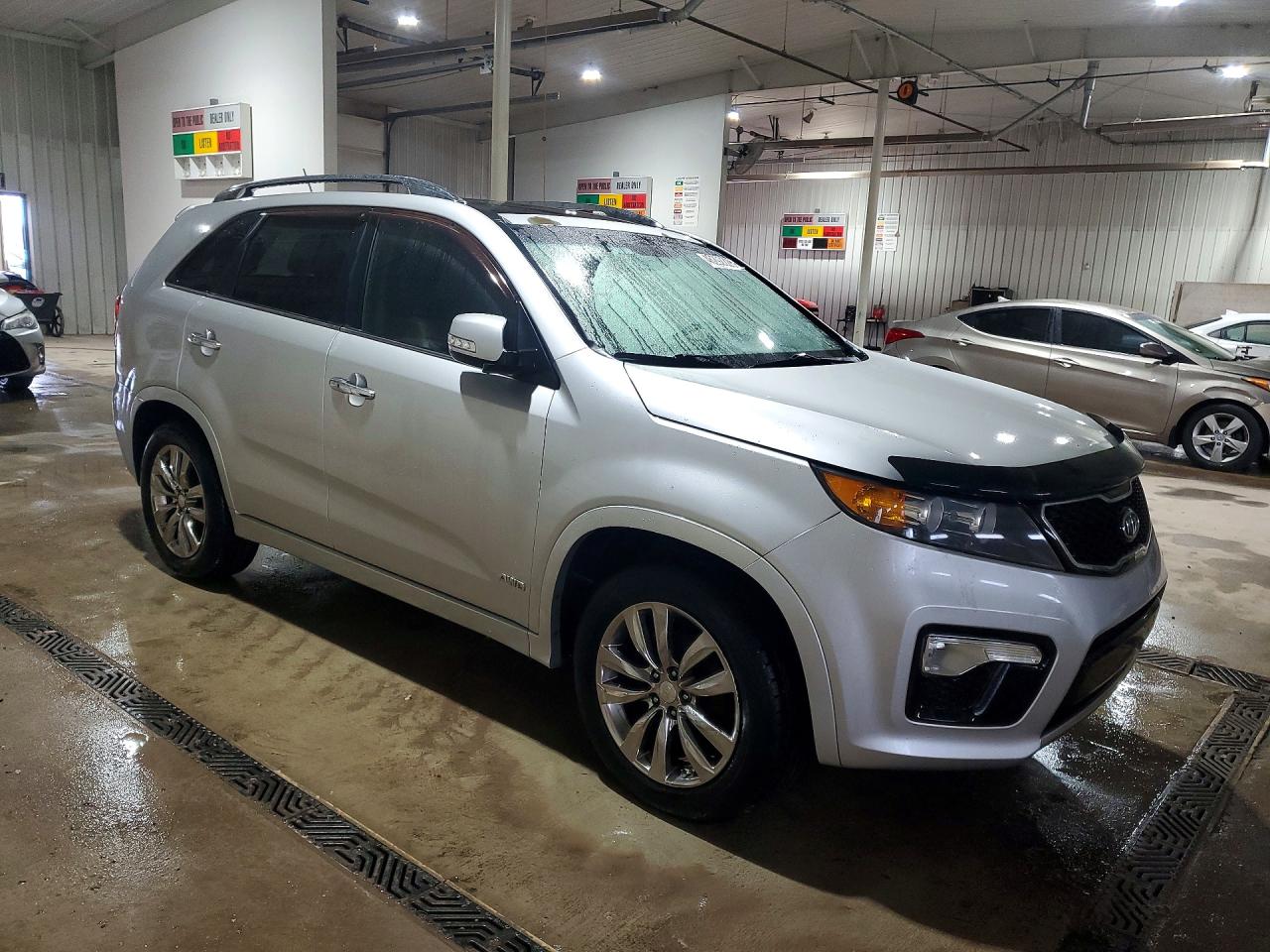 2013 KIA SORENTO SX photo 4