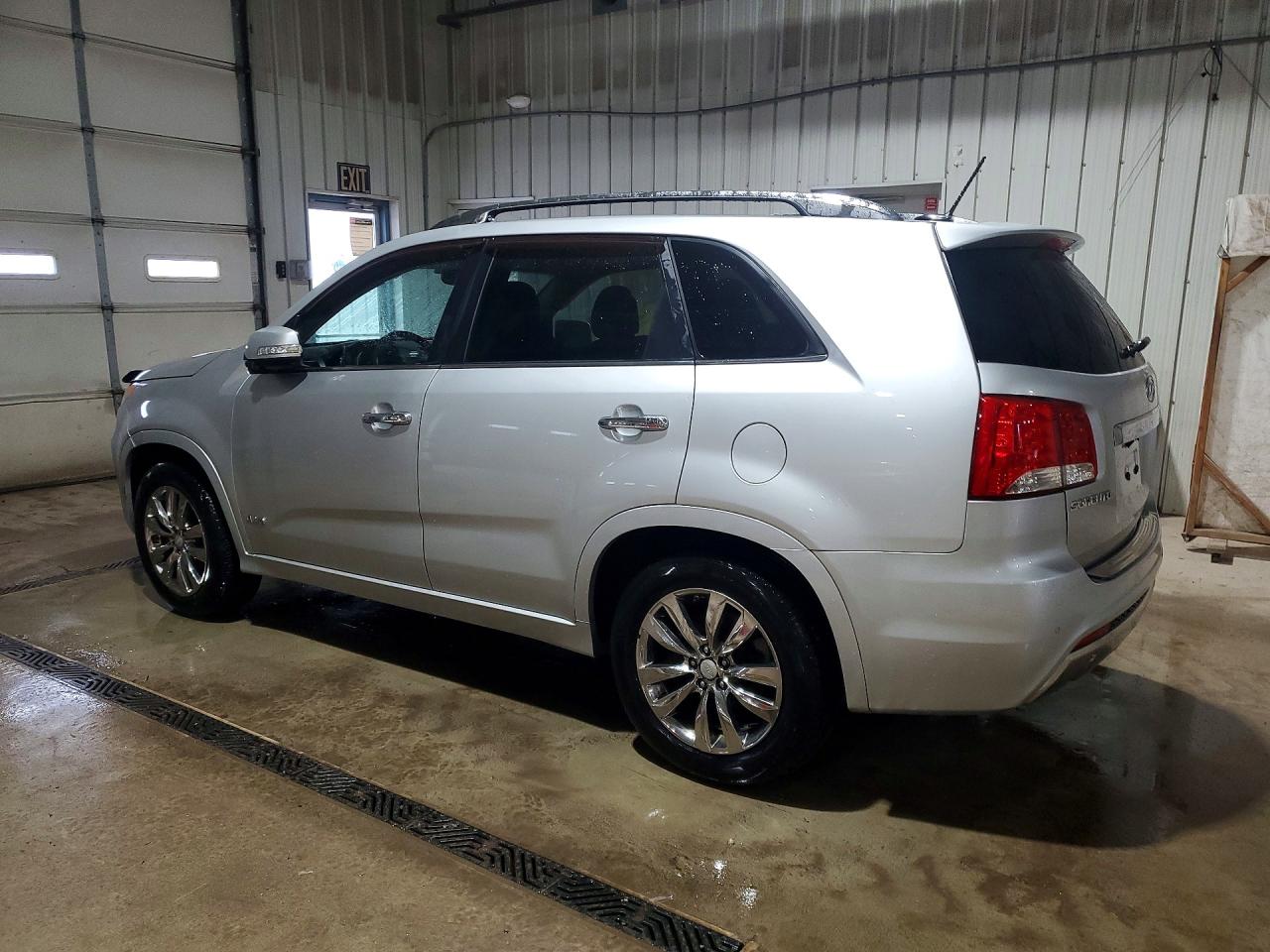 2013 KIA SORENTO SX photo 2