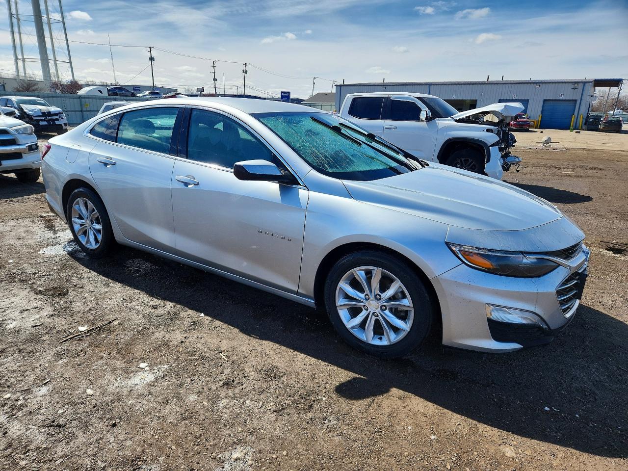 2021 CHEVROLET MALIBU LT photo 4