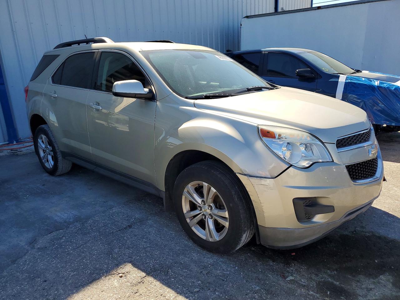 2014 CHEVROLET EQUINOX LT photo 4