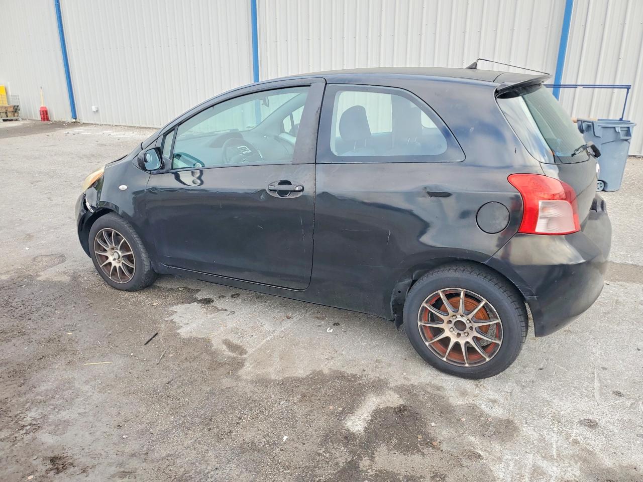 2007 TOYOTA YARIS BASE photo 2