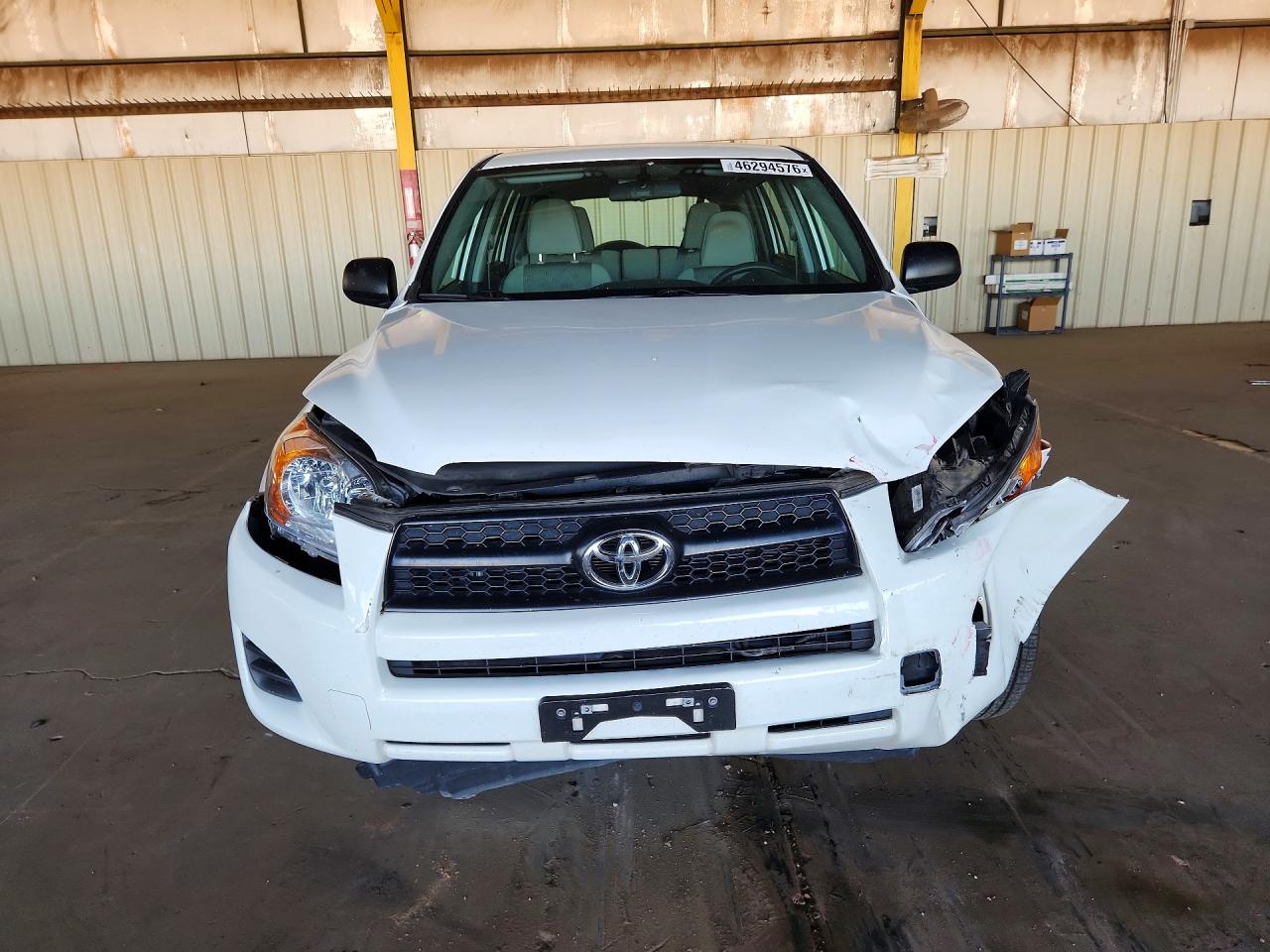2012 TOYOTA RAV4 BASE photo 9