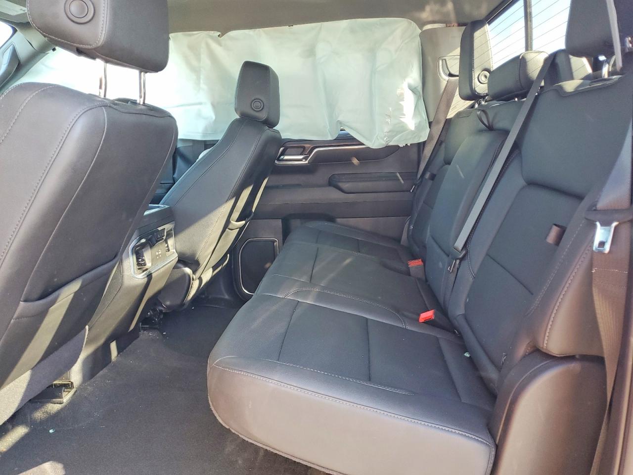2025 GMC SIERRA K1500 SLT photo 19