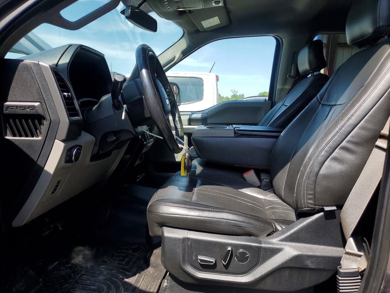 2017 FORD F150 SUPERCREW photo 19