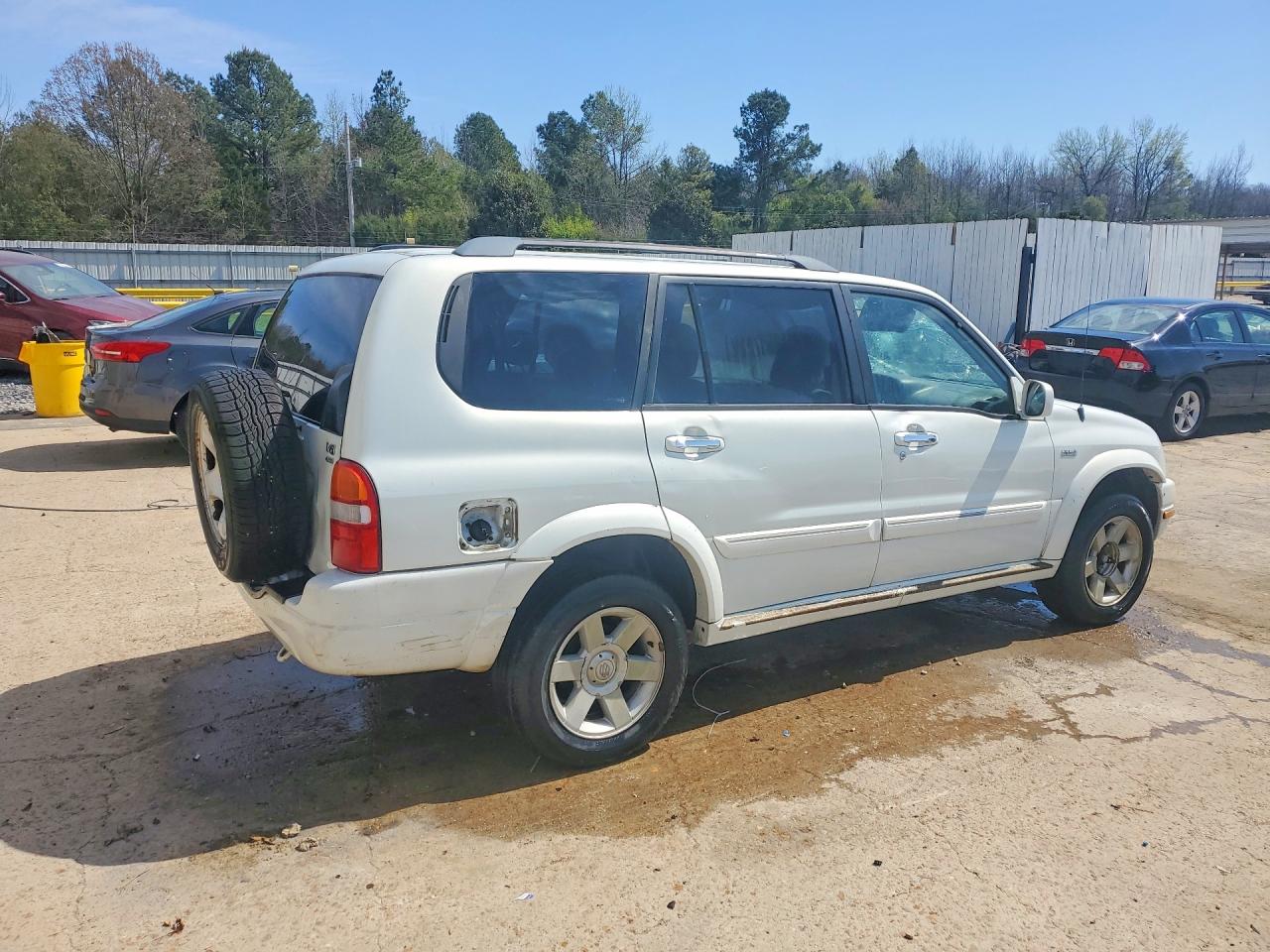 2003 SUZUKI XL7 PLUS photo 3