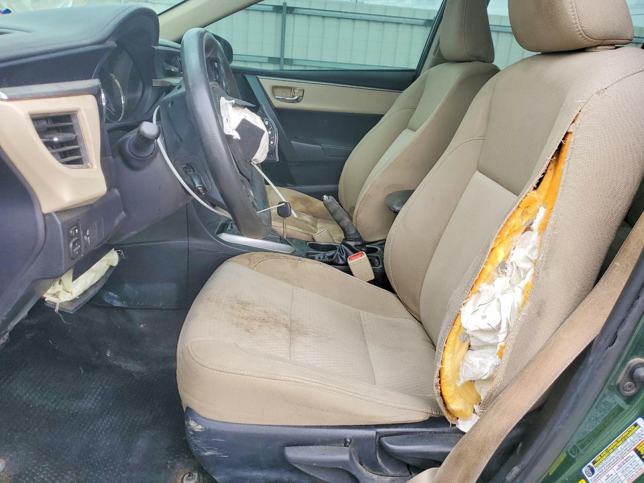 2016 TOYOTA COROLLA LE photo 7