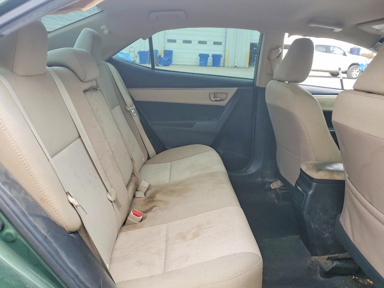 2016 TOYOTA COROLLA LE photo 10