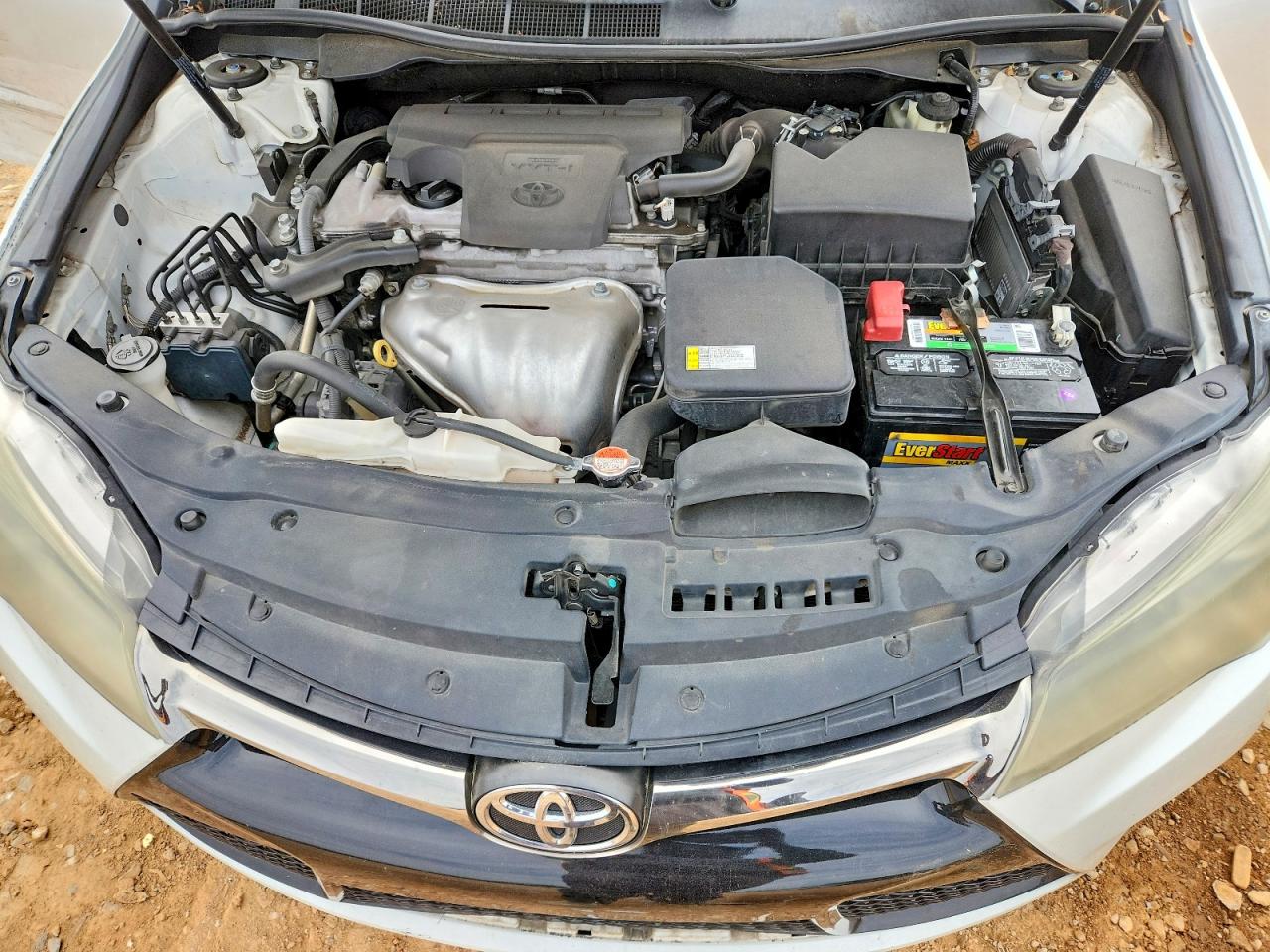 2016 TOYOTA CAMRY SE photo 21