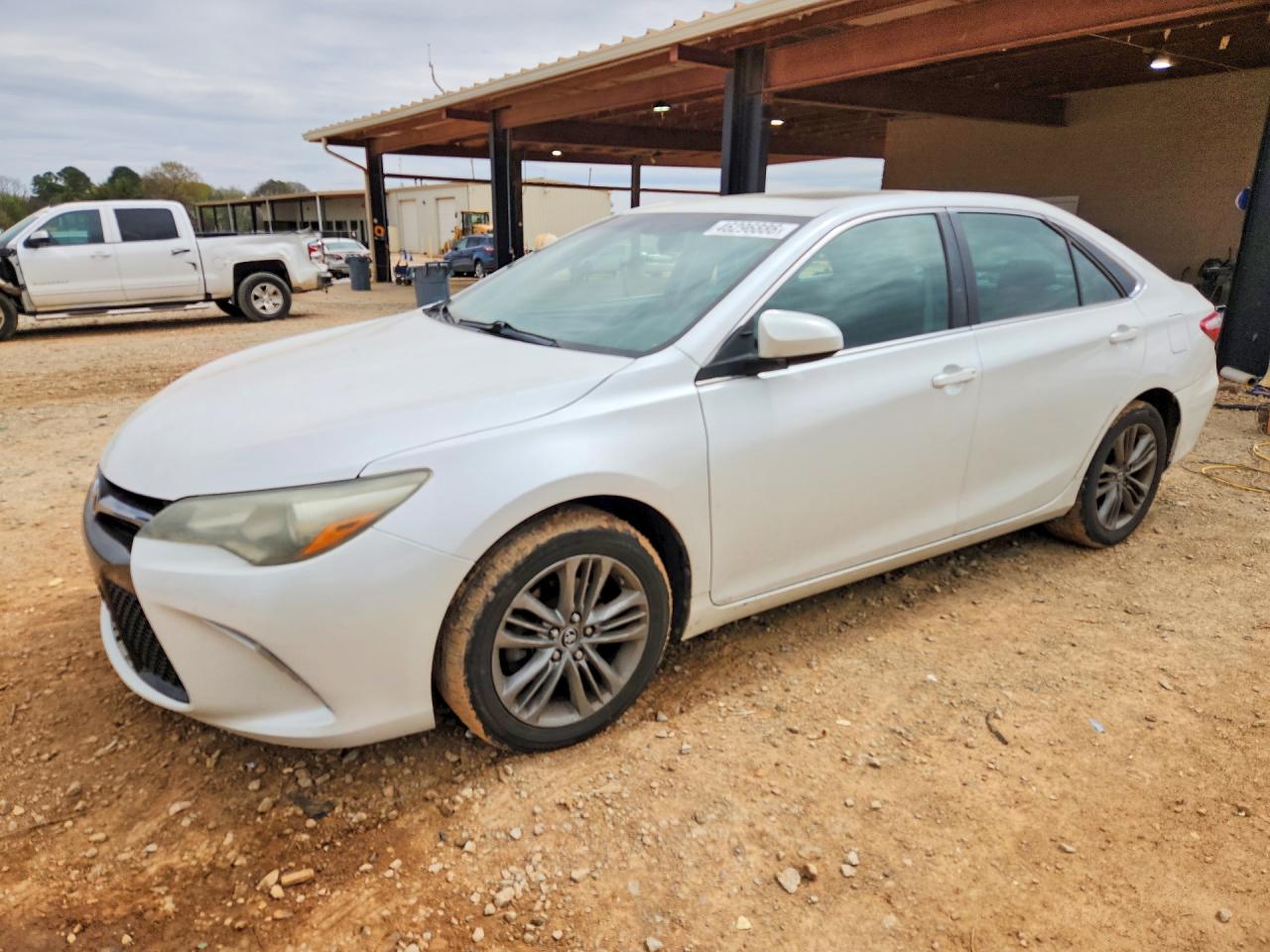 2016 TOYOTA CAMRY