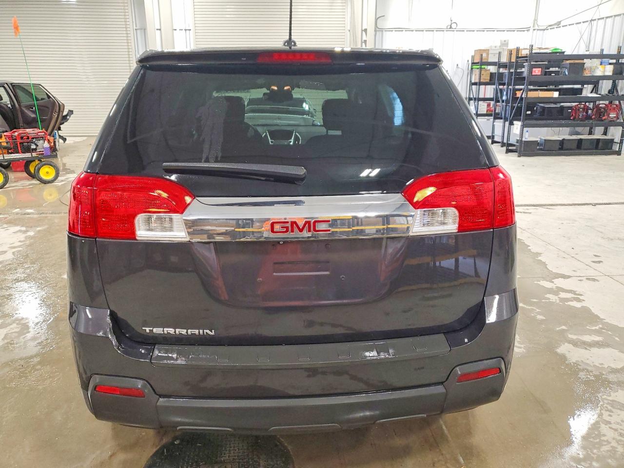 2015 GMC TERRAIN SLE photo 11