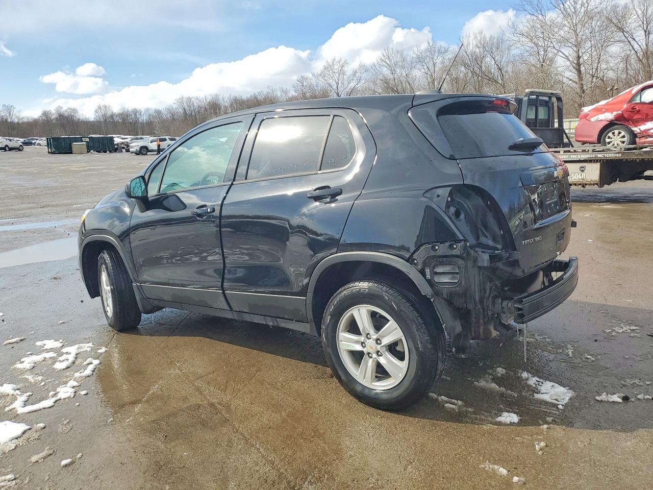 2020 CHEVROLET TRAX LS photo 3