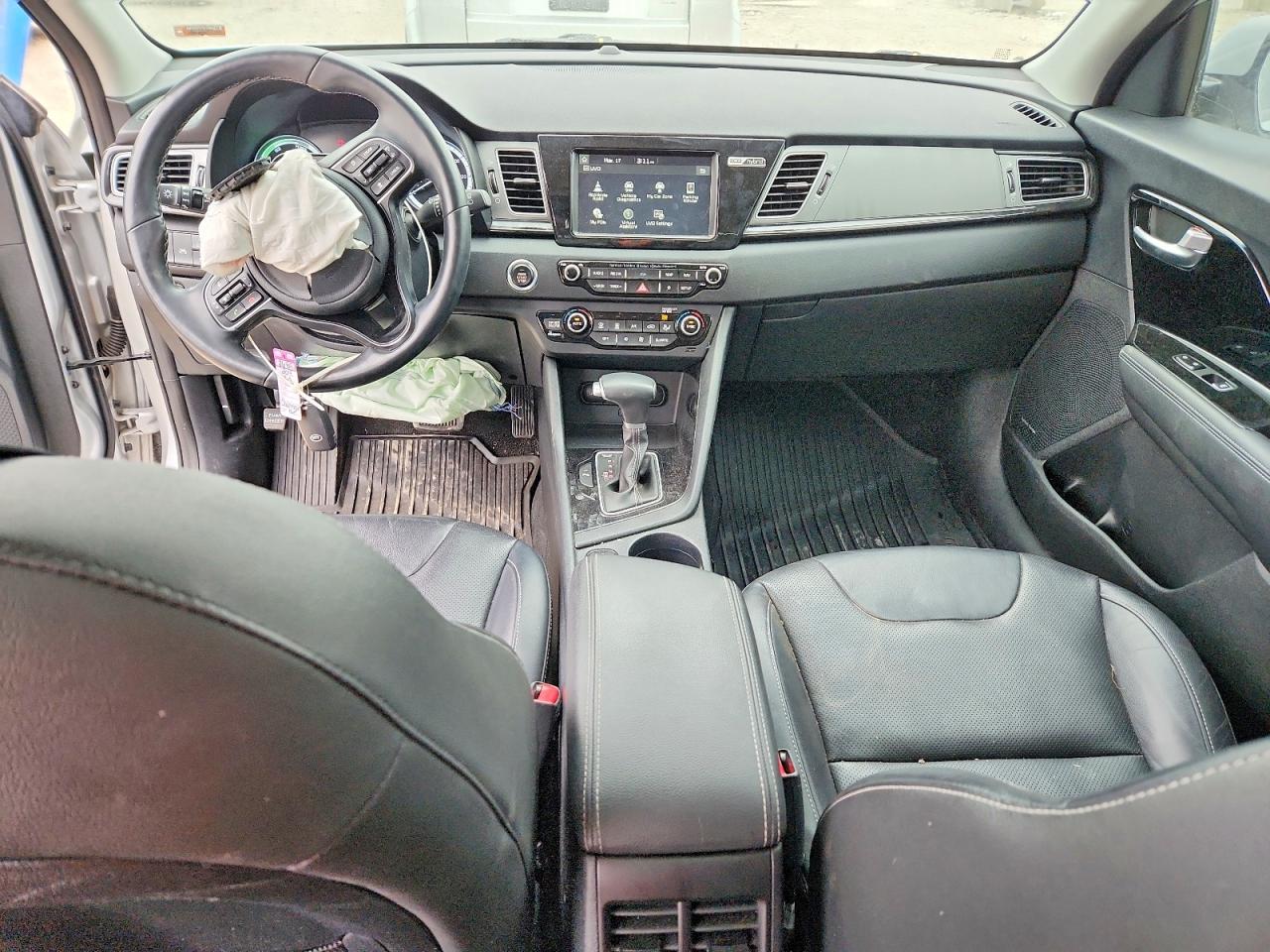 2019 KIA NIRO TOURING photo 8