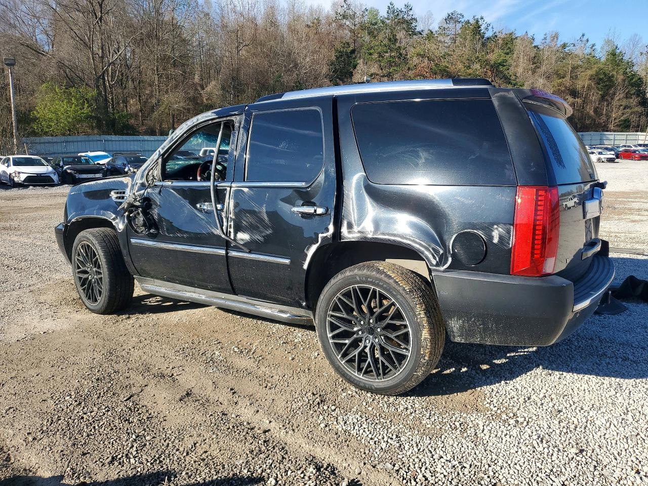 2007 CADILLAC ESCALADE LUXURY photo 2