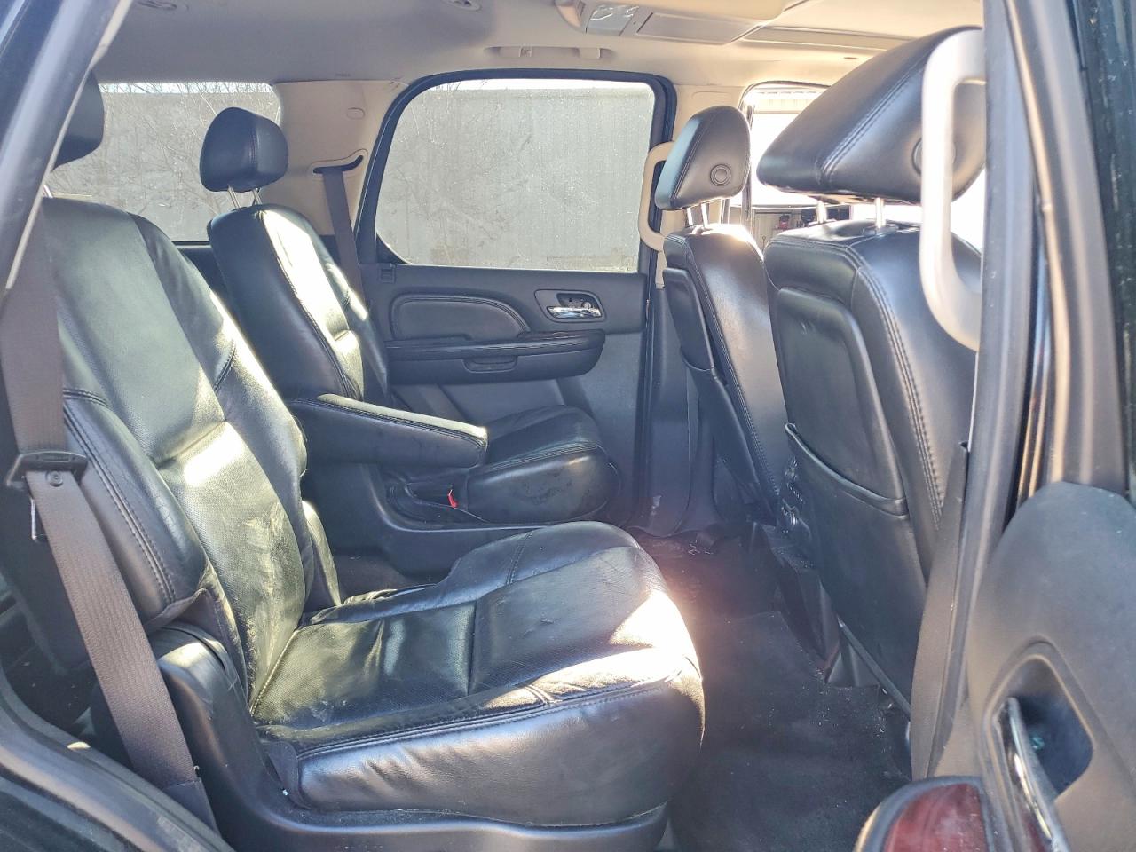 2007 CADILLAC ESCALADE LUXURY photo 11