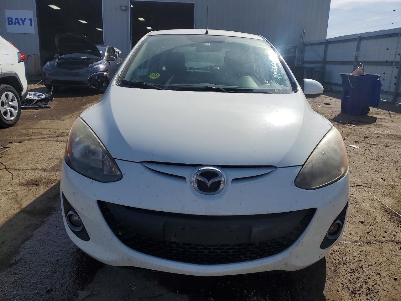 2012 MAZDA MAZDA2 photo 5
