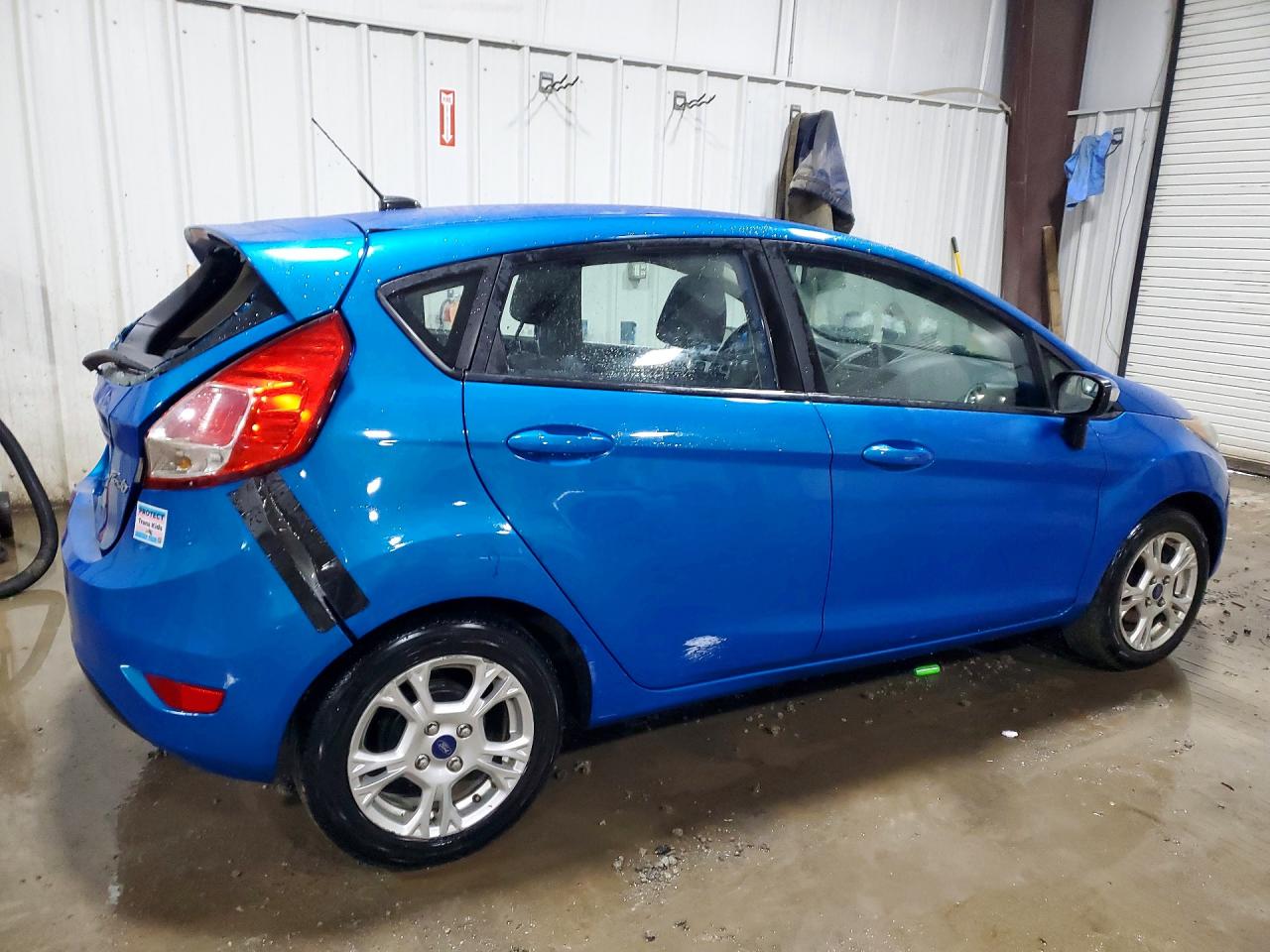 2016 FORD FIESTA SE photo 5
