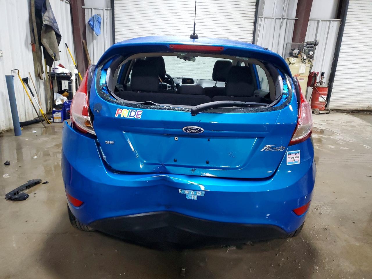 2016 FORD FIESTA SE photo 11