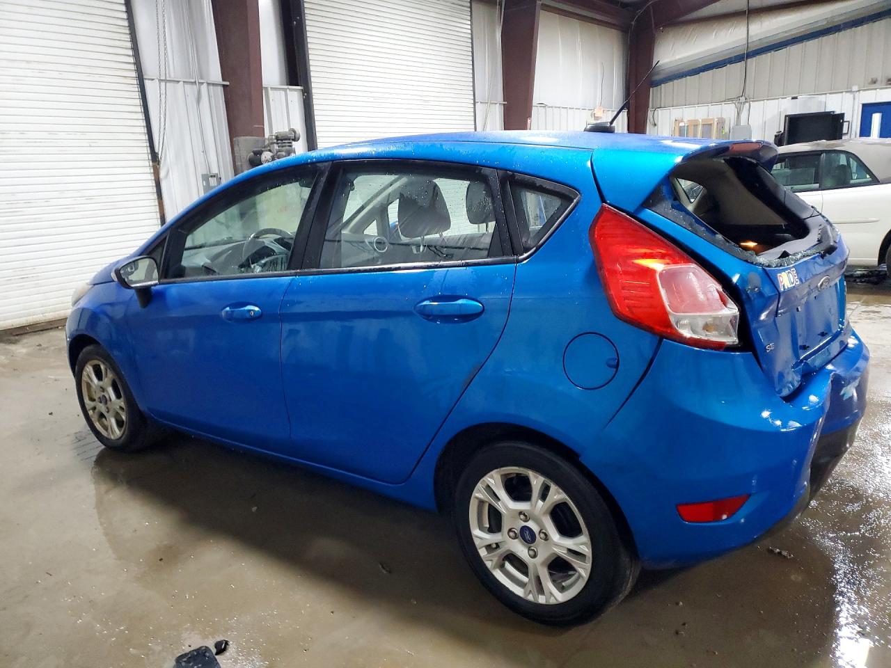 2016 FORD FIESTA SE photo 3
