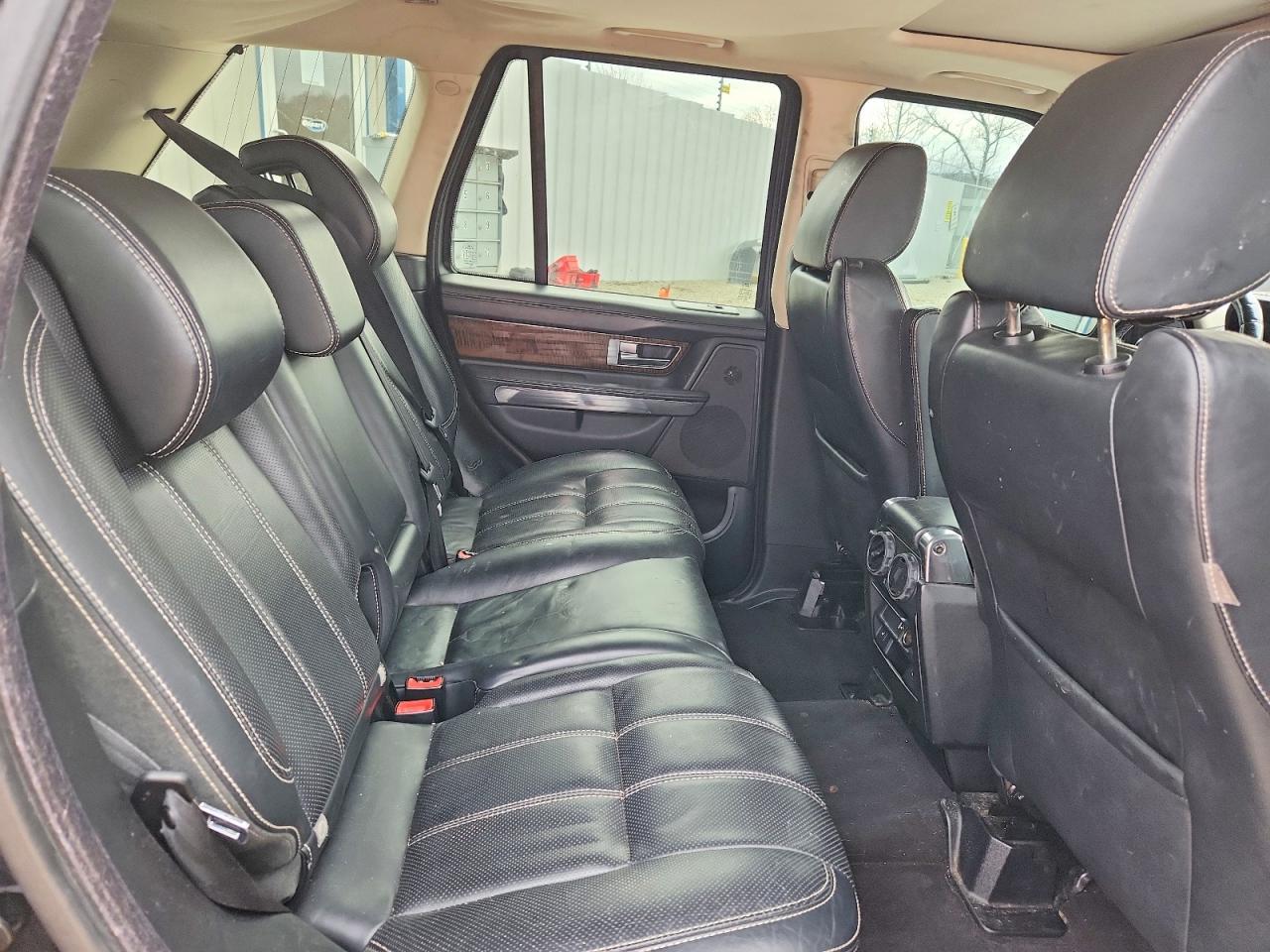 2013 LAND ROVER RANGE ROVER SPORT HSE LUXURY photo 31