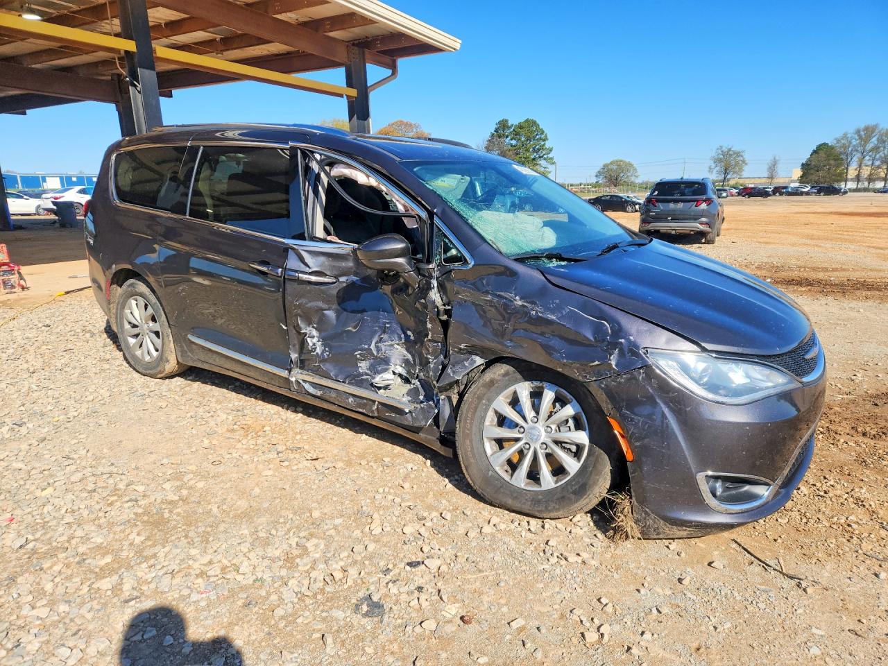 2019 CHRYSLER PACIFICA TOURING L photo 7