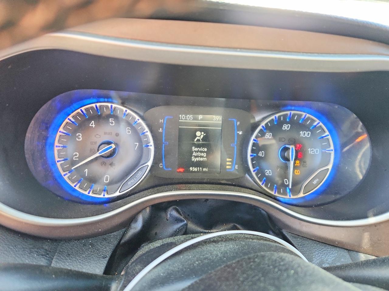 2019 CHRYSLER PACIFICA TOURING L photo 17