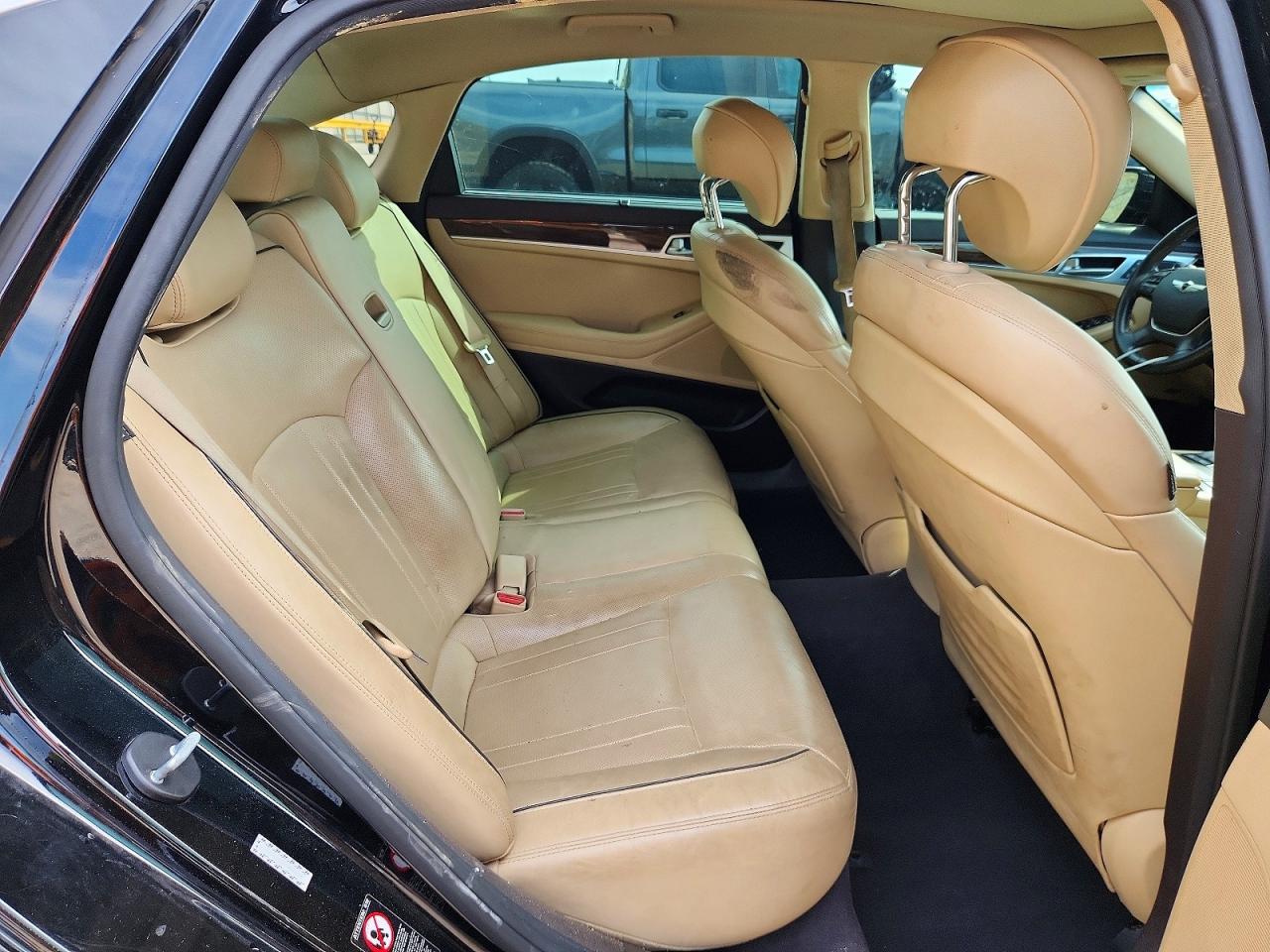 2015 HYUNDAI GENESIS 3.8L photo 10