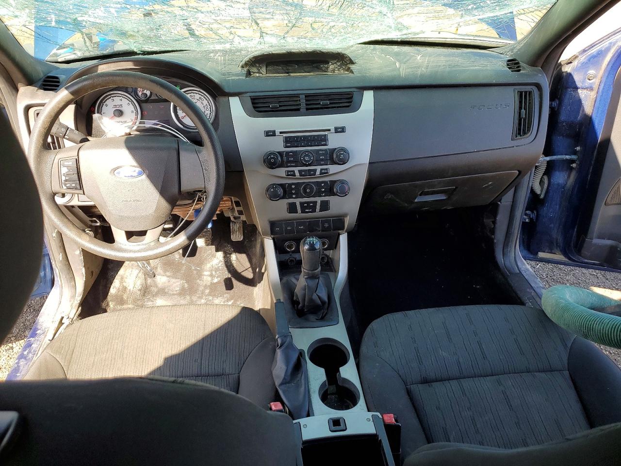 2009 FORD FOCUS SE photo 15
