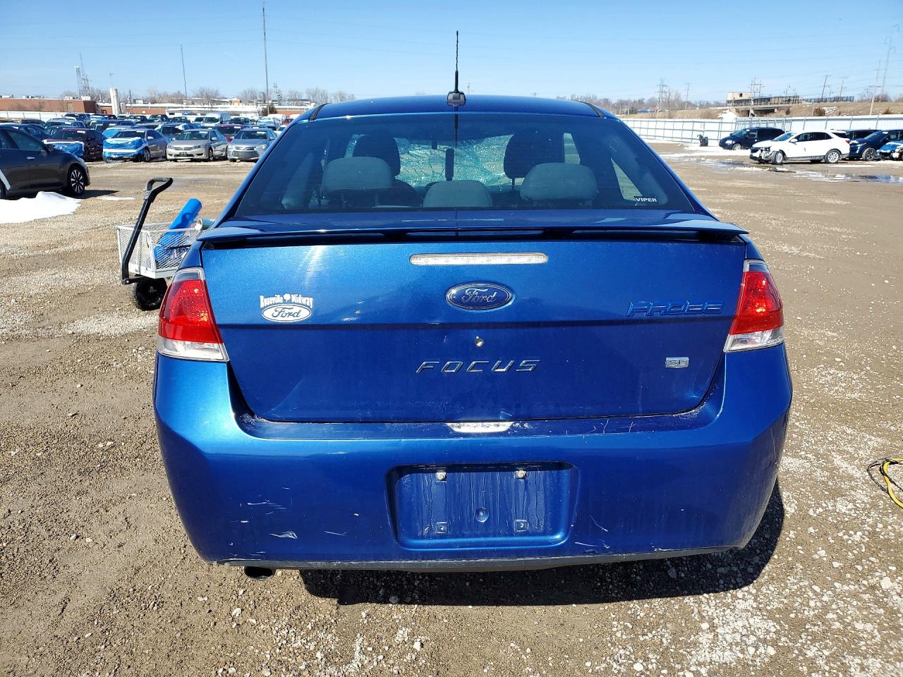 2009 FORD FOCUS SE photo 11