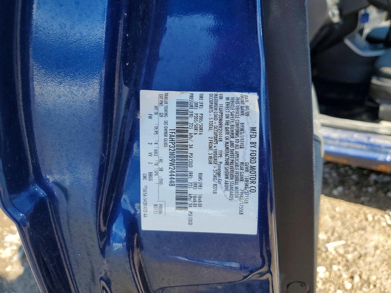 2009 FORD FOCUS SE photo 23