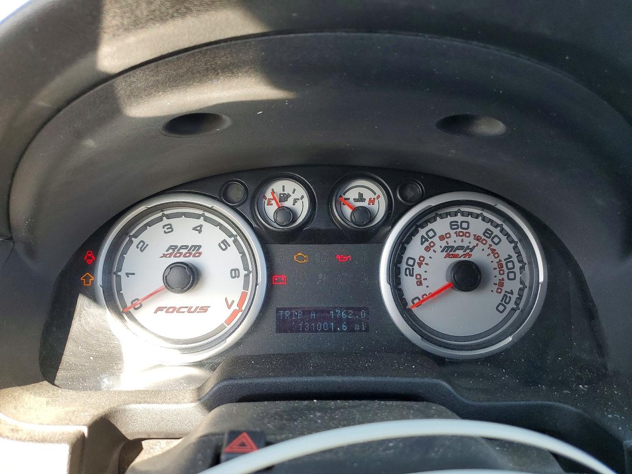 2009 FORD FOCUS SE photo 17