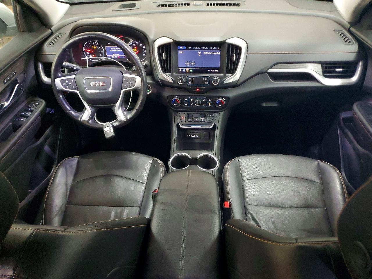 2020 GMC TERRAIN SLT photo 8