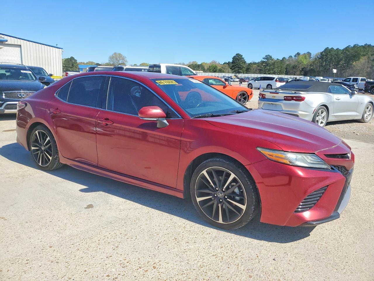 2018 TOYOTA CAMRY XSE photo 4