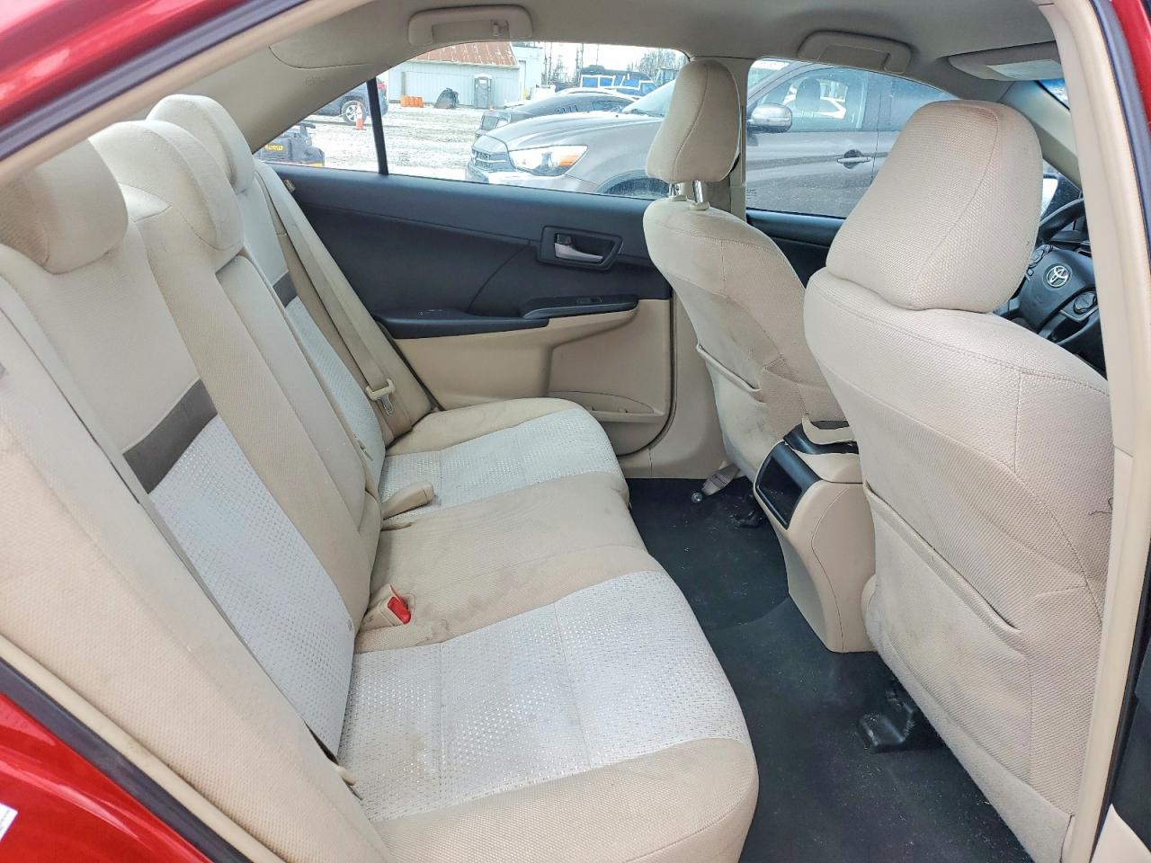 2012 TOYOTA CAMRY LE photo 10