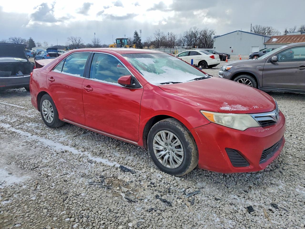 2012 TOYOTA CAMRY LE photo 4
