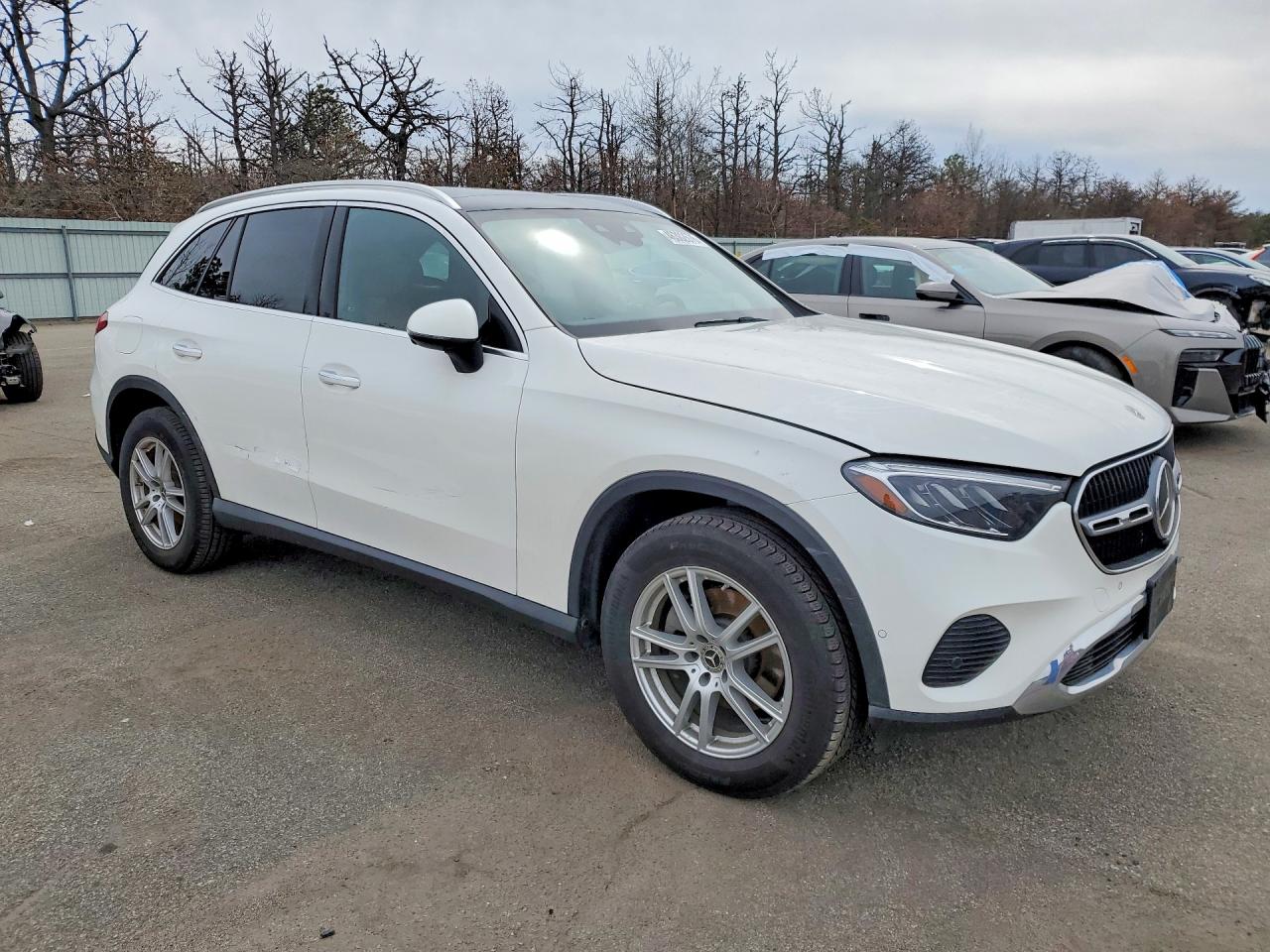2025 MERCEDES-BENZ GLC 300 4MATIC photo 7
