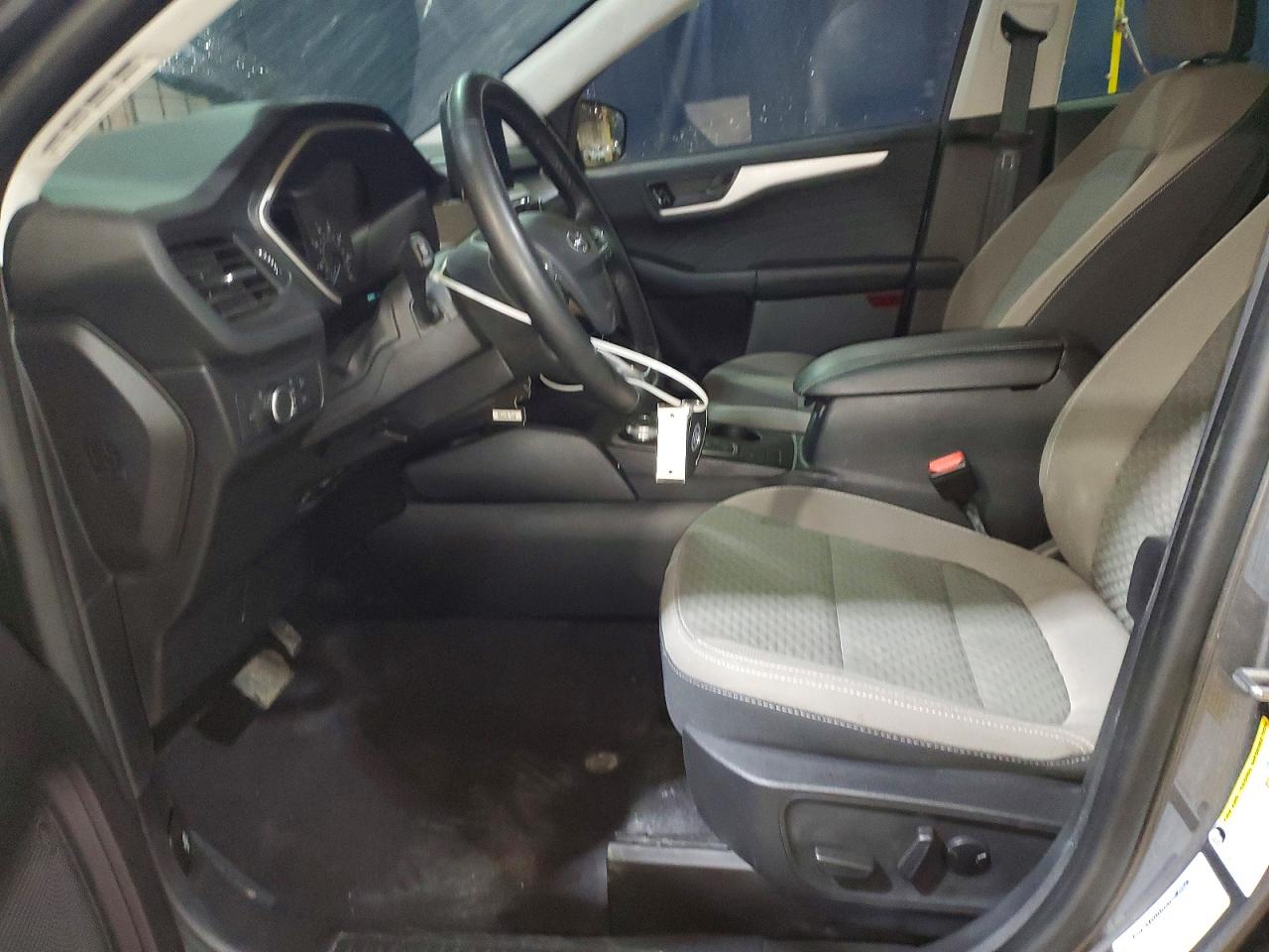 2022 FORD ESCAPE SE photo 13