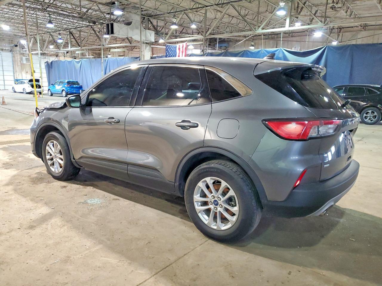 2022 FORD ESCAPE SE photo 3