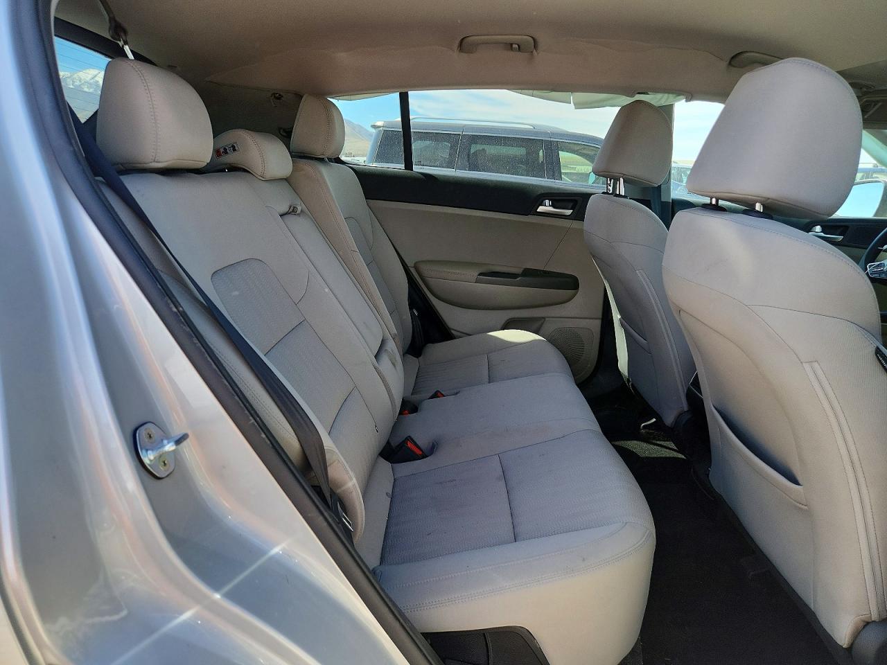 2020 KIA SPORTAGE LX photo 28