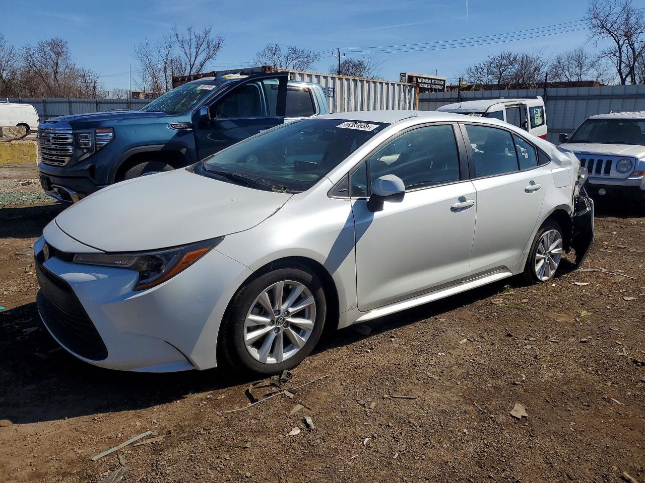2025 TOYOTA COROLLA