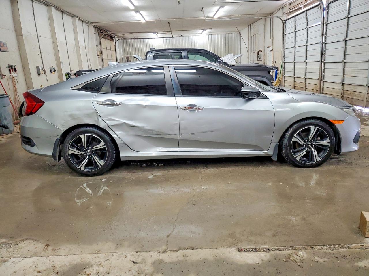 2016 HONDA CIVIC TOURING photo 3