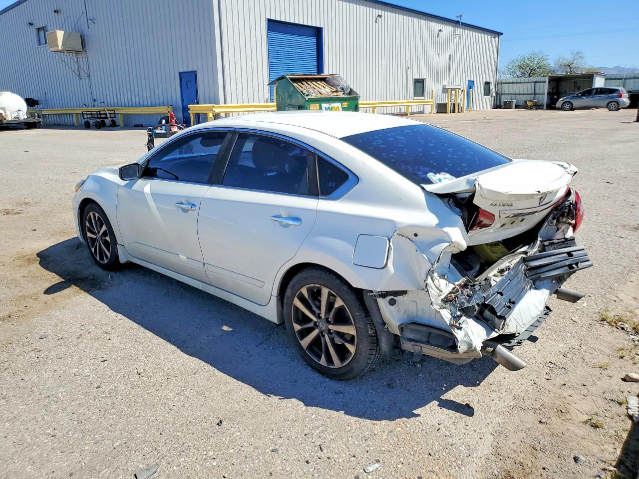 2017 NISSAN ALTIMA 2.5 SR photo 2