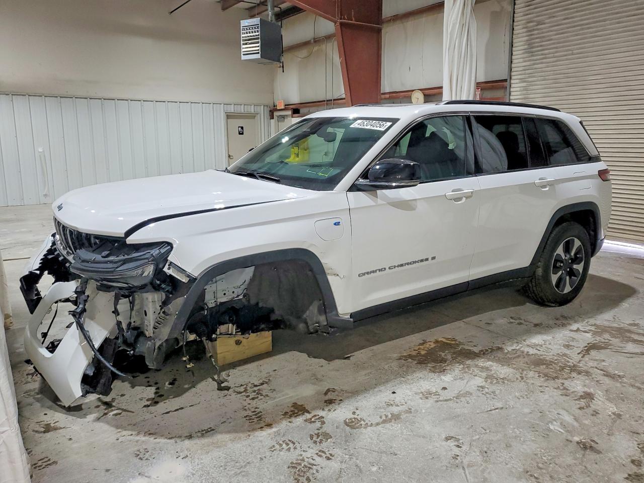 2024 JEEP GRAND CHEROKEE